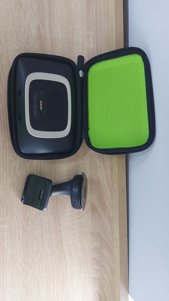 Навігатор TOMTOM GO Premium X