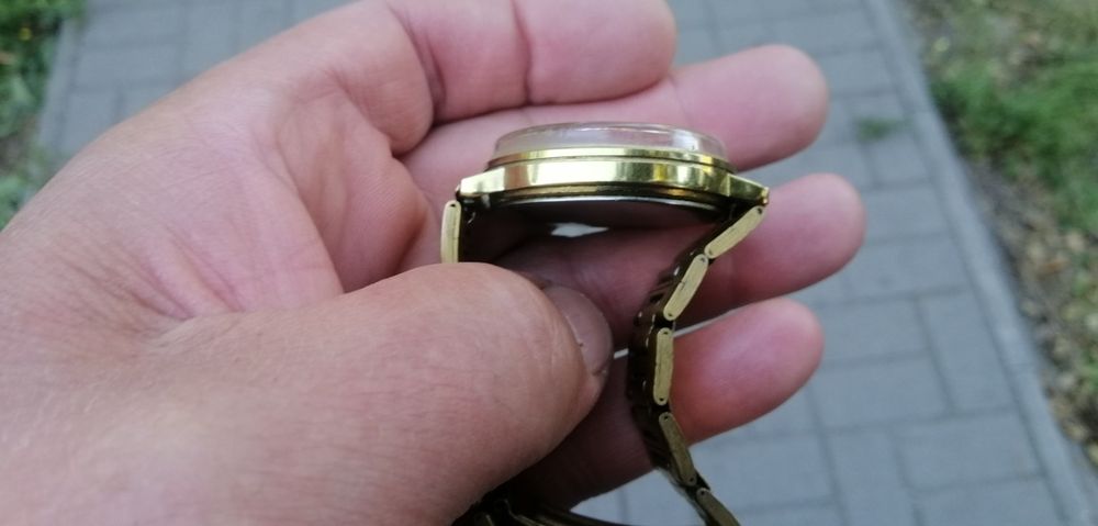Часы наручные Слава