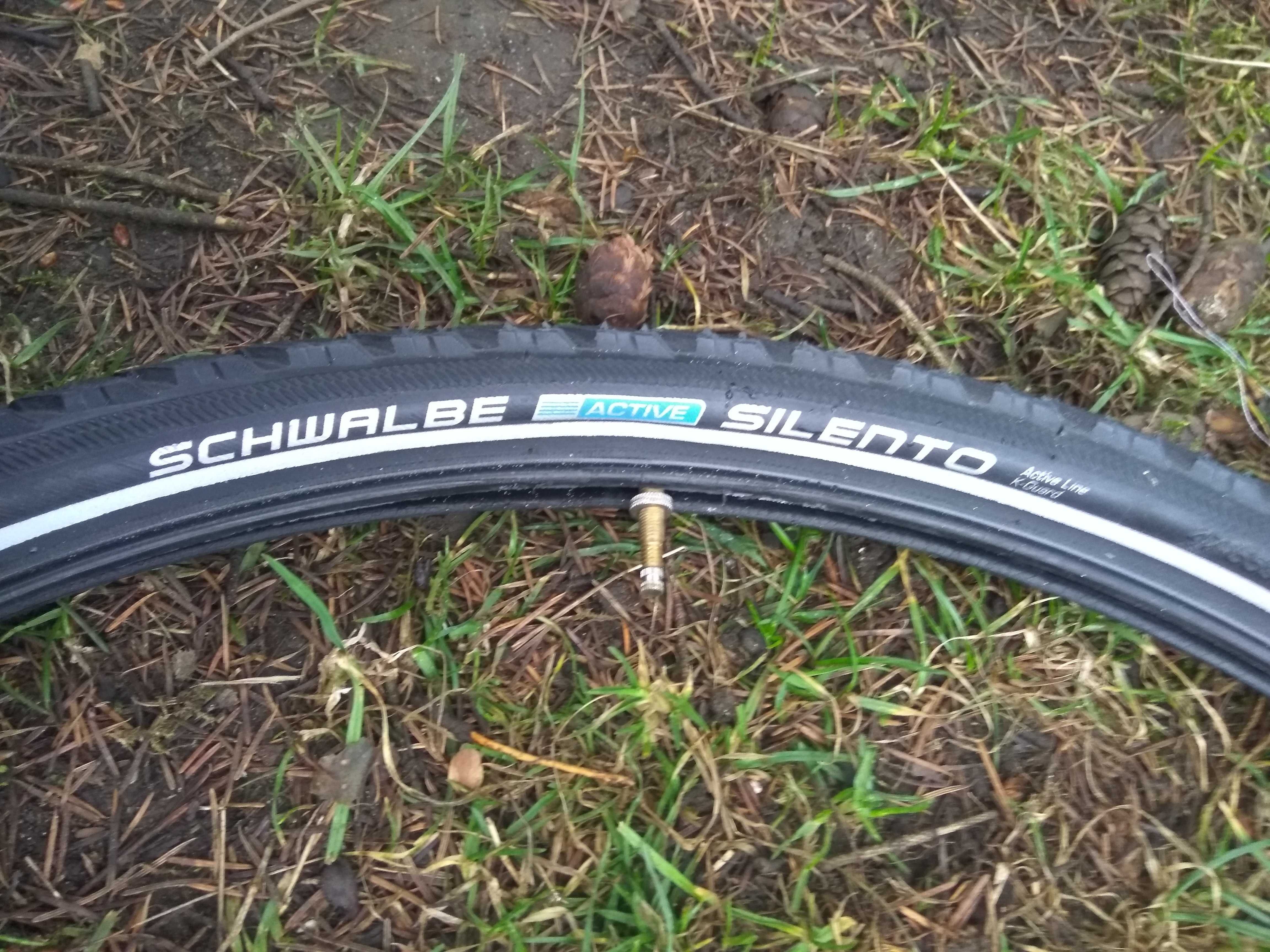 Schwalbe SILENTO ActiveLine opona 26x 1,75 KevlarGuard Polecam