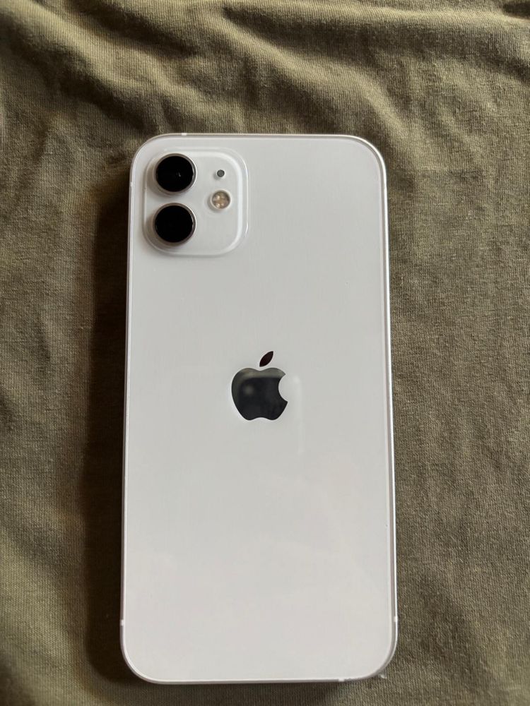 Iphone 12 64gb em bom estado