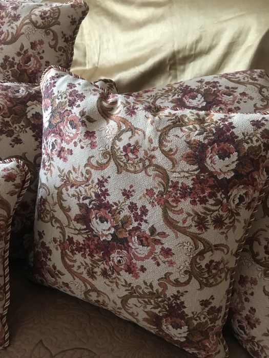 Подушки  диванные декоративные