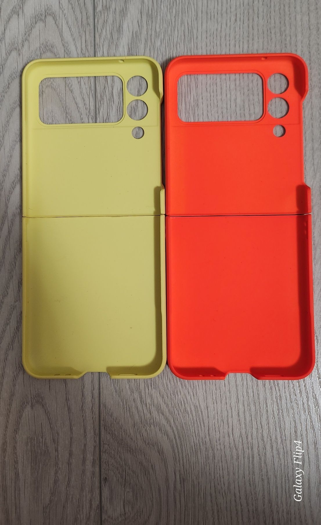 2 чохла для Samsung flip 4