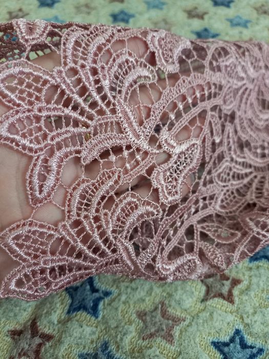 Жіноча ніжна сукня