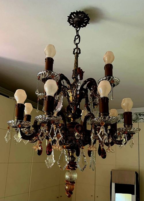 Lustre em Cristal e Latão.