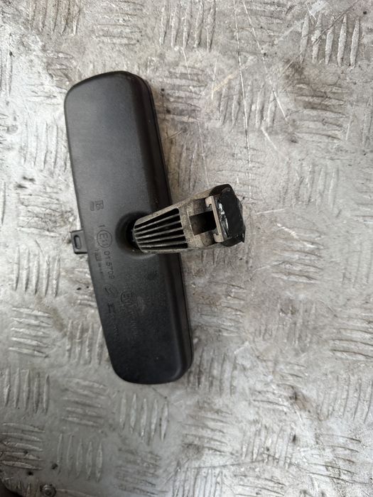 Зеркало в салон Тойота королла 08год toyota corolla e15