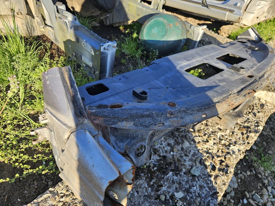 Панель лобового скла Опель Омега б Opel Omega b Підсилювач торпедо