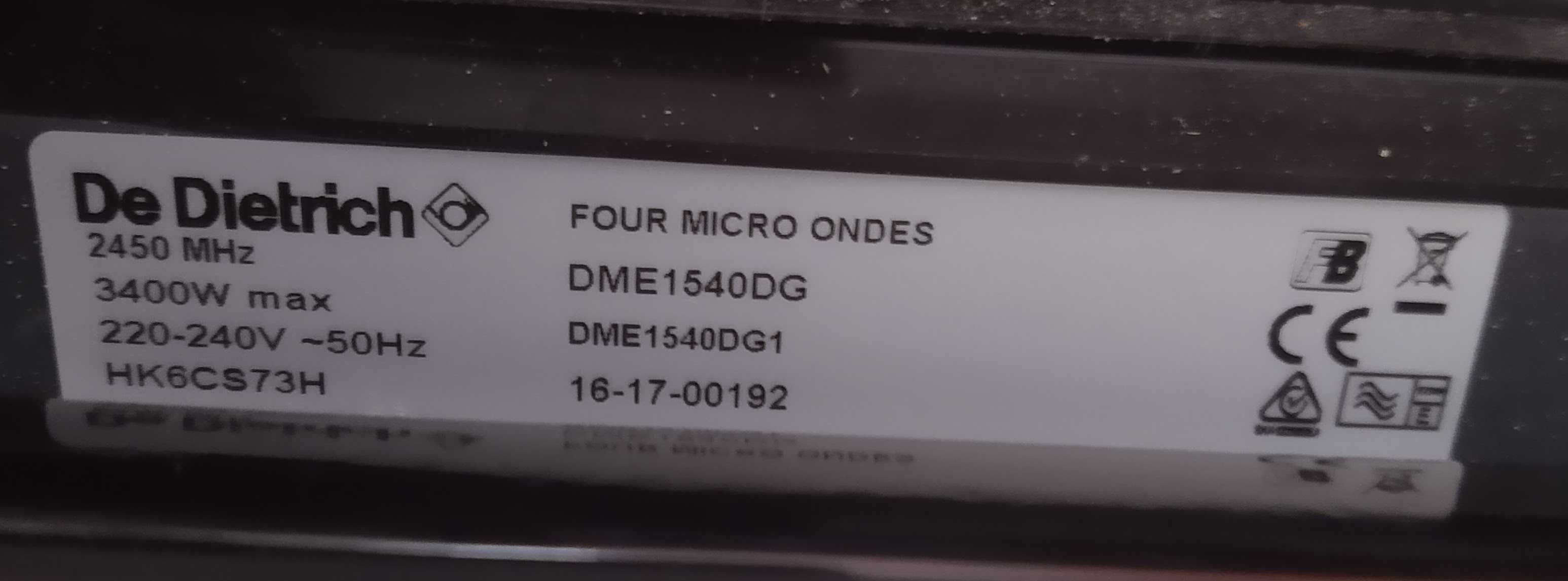 De Dietrich DME1540DG Kuchenka mikrofalowa
