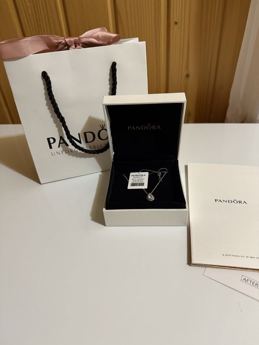 Срібна підвіска Pandora , крапля