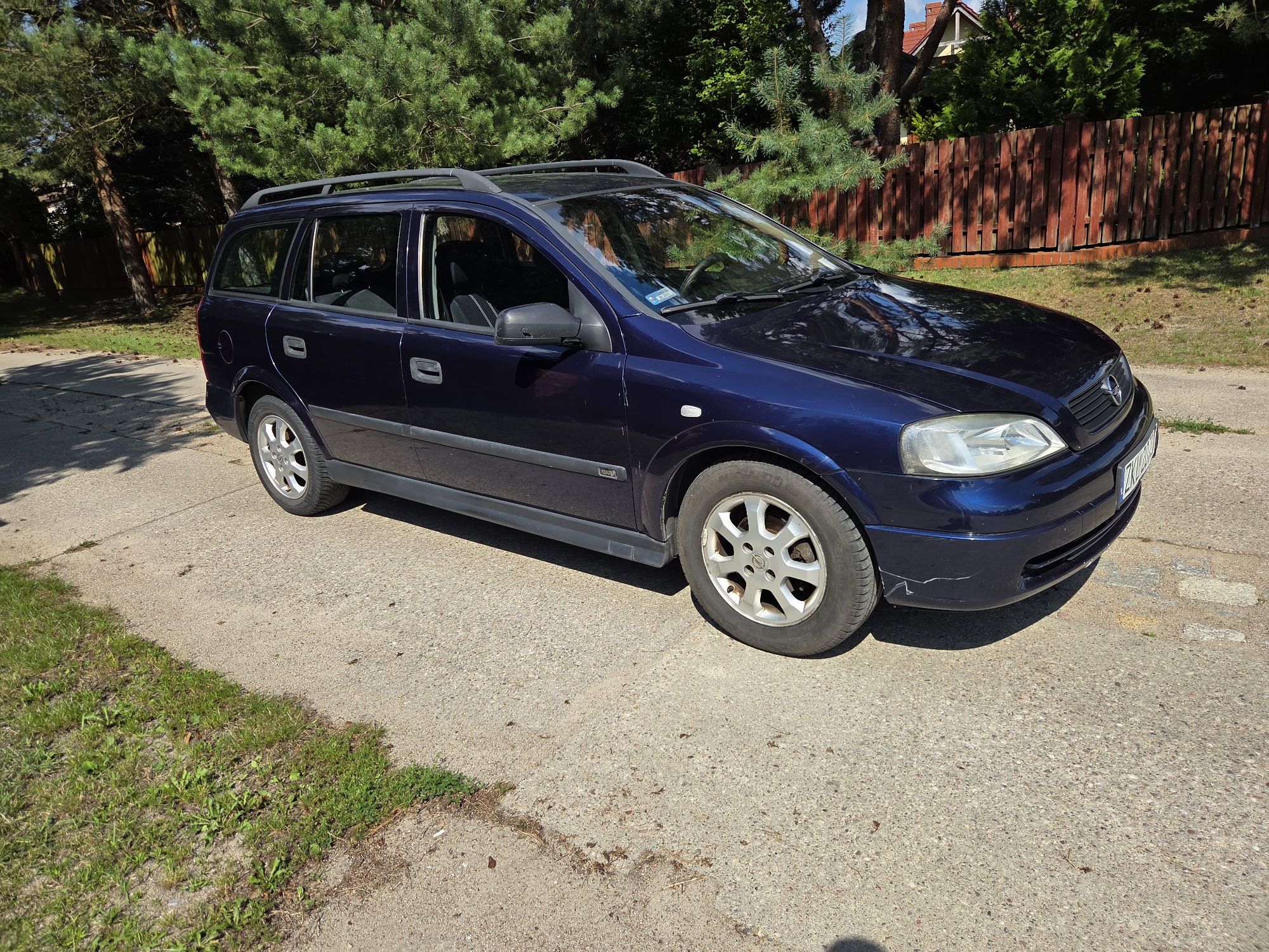 Opel astra 1.6 benzyna