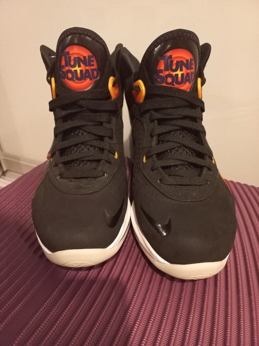 Nike LeBron 8 Space Jam