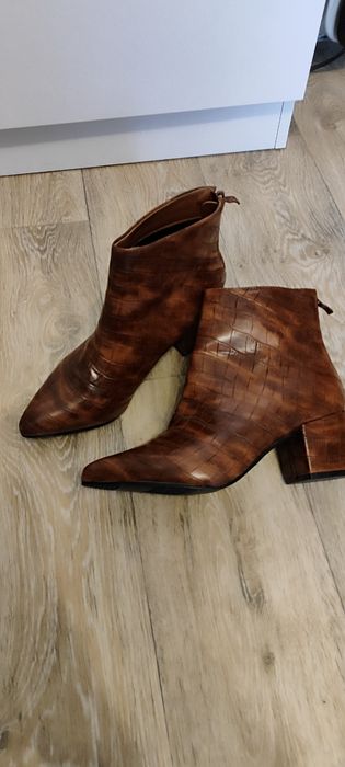 Черевики жіночі 39 р.