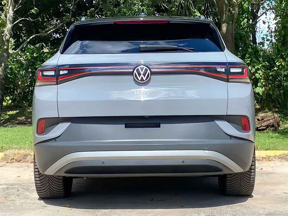 Volkswagen ID.4      2022