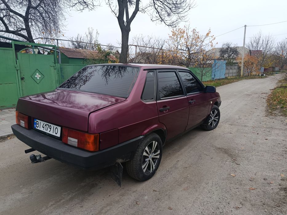 Продам ваз 21099 в хорошем состояние