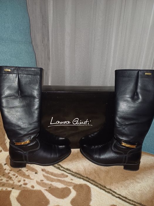 Женские зимние сапоги