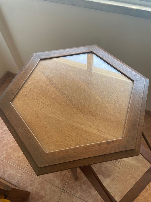 Móvel vitrine estrelado