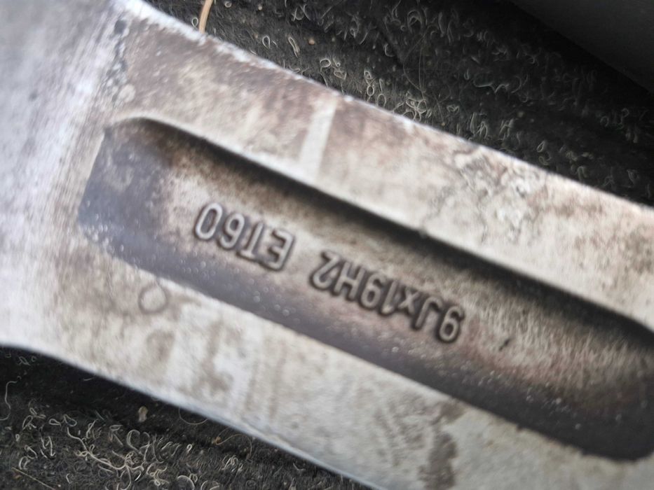 Komplet kół aluminiowych VW TOUAREG 19"
