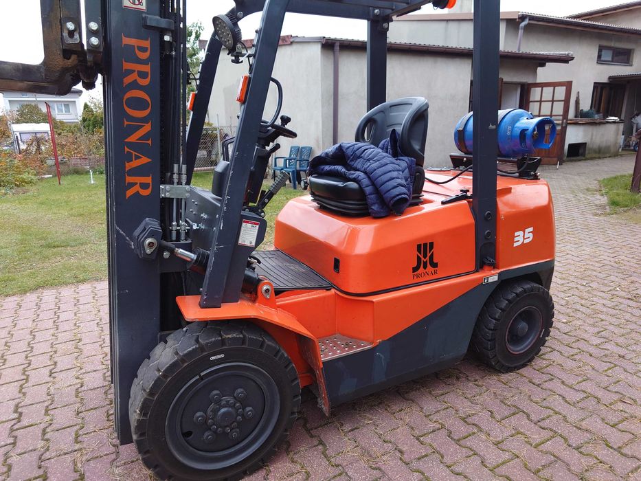 Wózek widłowy PRONAR 3,5t triplex 2021r gaz.
