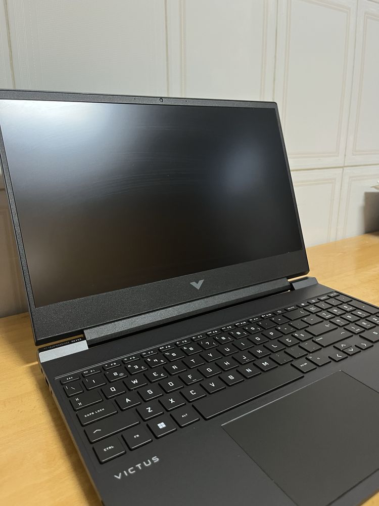Portátil hp - intel i5 12450h / nvidia rtx 4050 6gb / 16gb ram/ 512 gb
