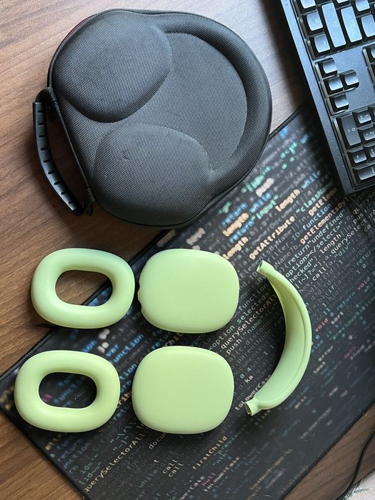 Бездротові навушники AirPods MAX Green (MGYN3)