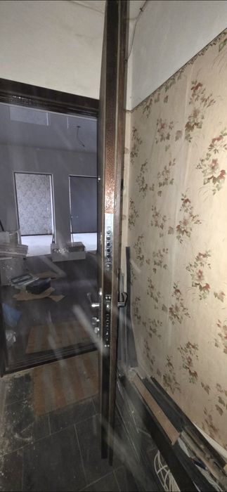 Продам Входную дверь.
