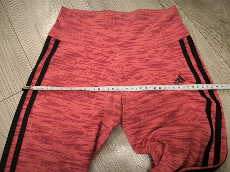 Piękne różowe legginsy Adidas XS