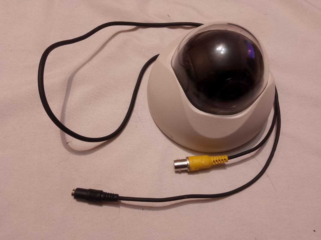 Аналоговая відеокамера Unimo UIP-481T