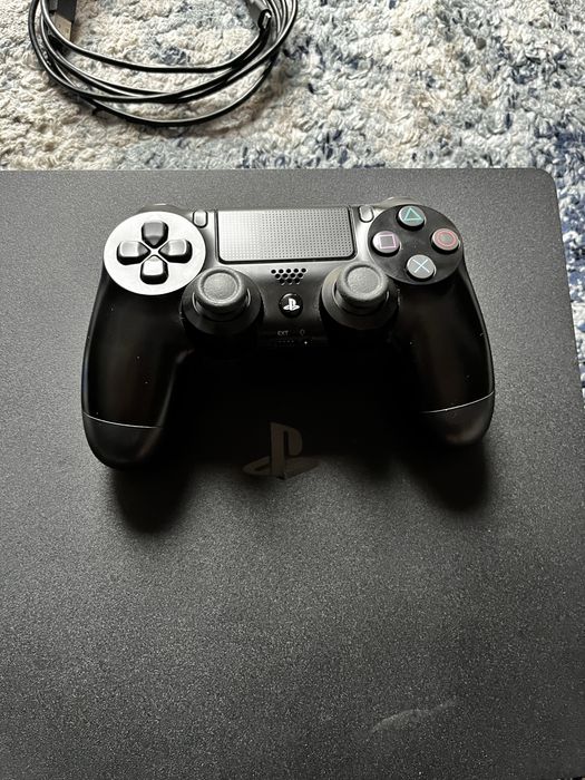 Playstation 4 em perfeito estado