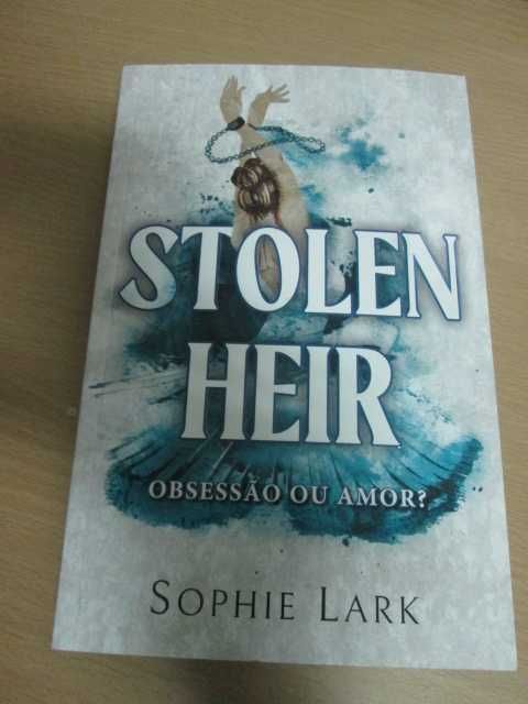 Stolen Heir
Obsessão ou amor?
Livro 2
de Sophie Lark (Oferta portes)