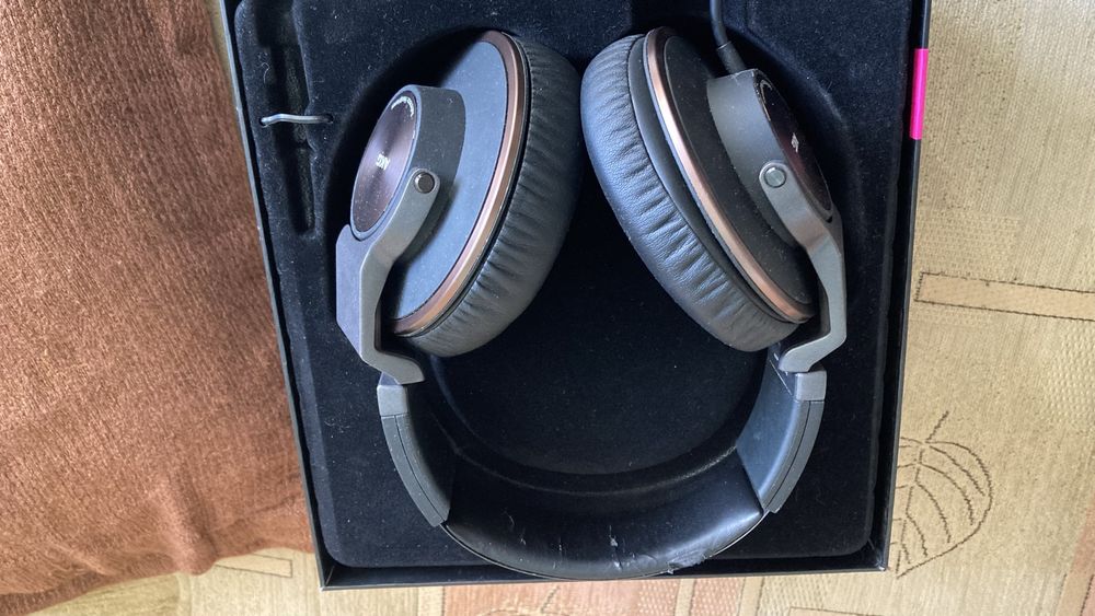 Akg k550 słuchawki +pudełko