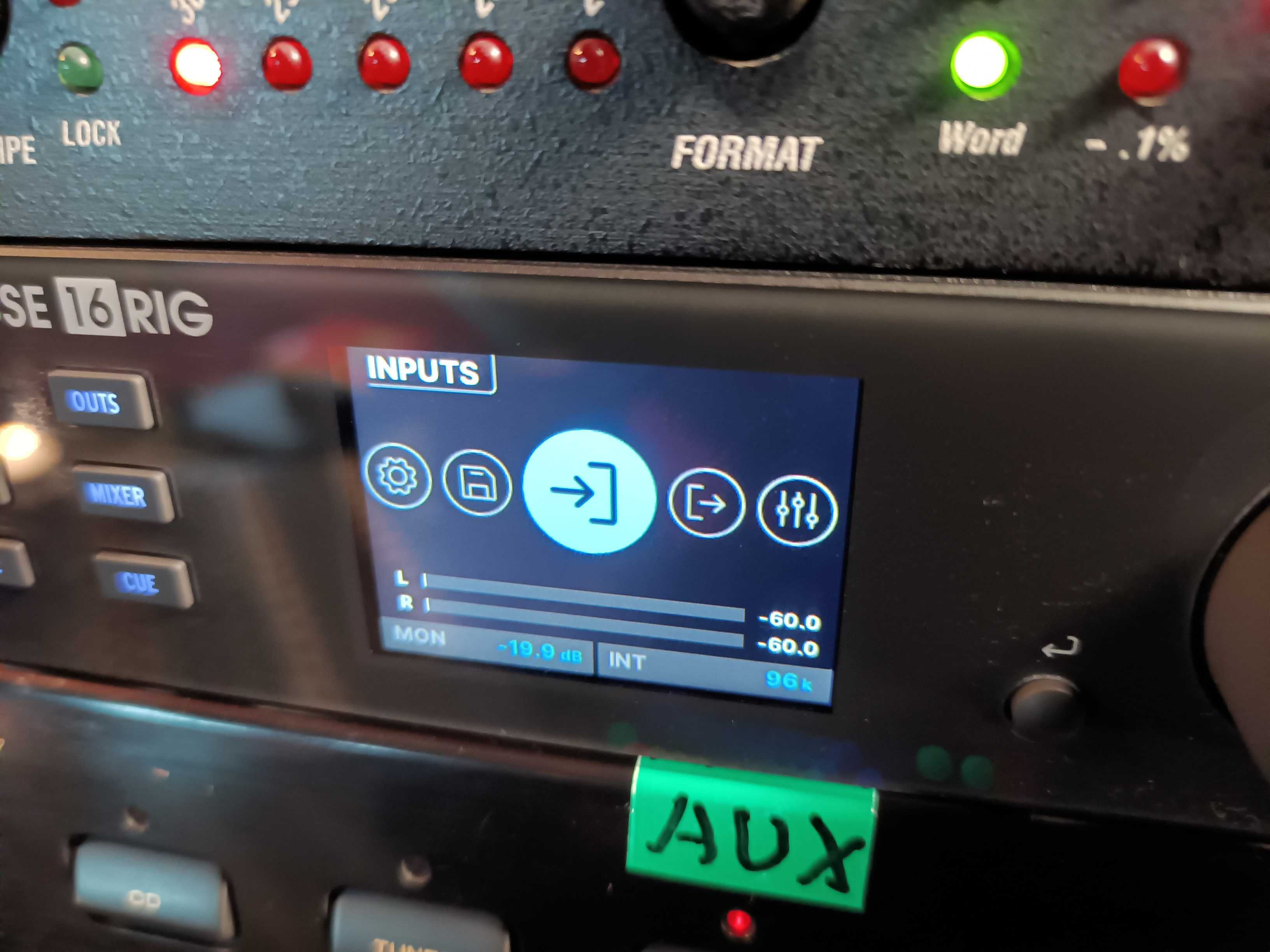 Interface Áudio Arturia 16Rig