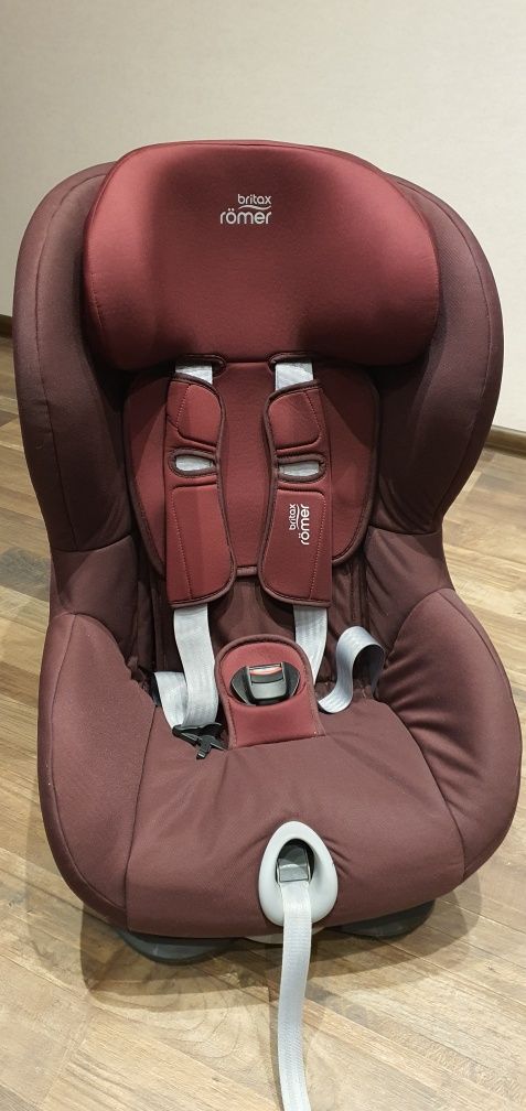 Автокрісло Britax romer king 2 у відмінному стані