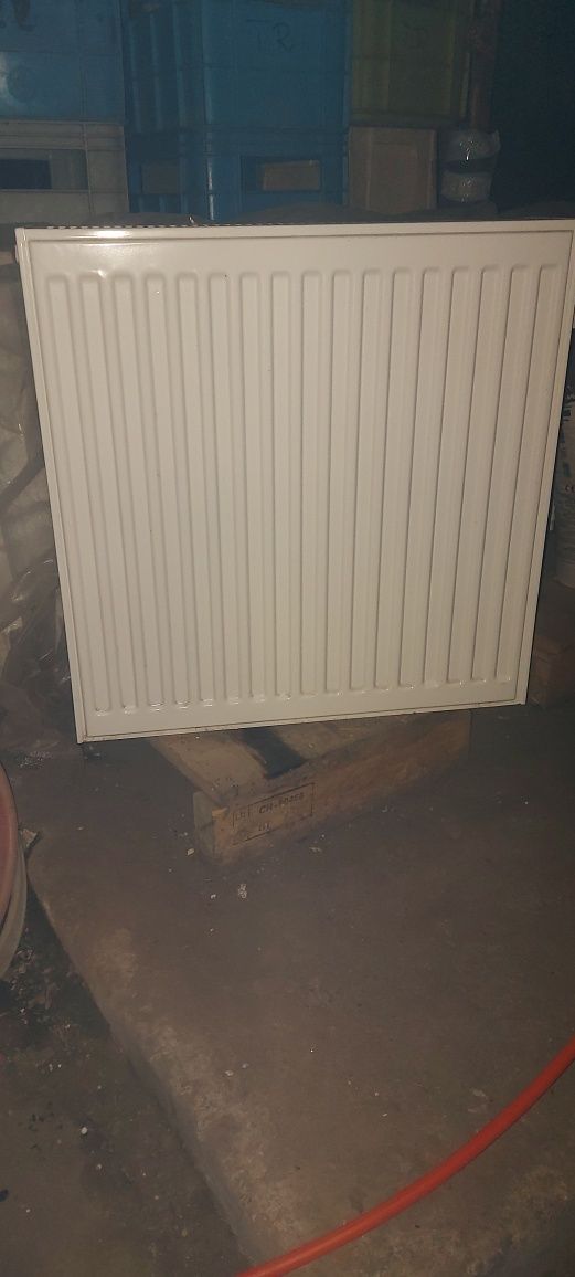 Grzejnik Purmo 600x600mm 3 panelowy
