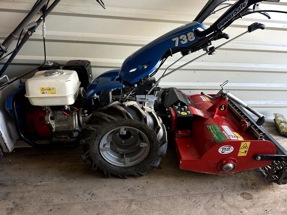 Glebogryzarka separacyjna ciągniku jednoosiowym BCS 738