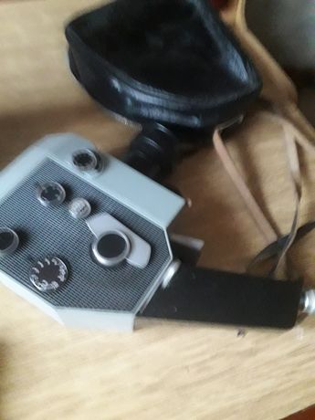 Кинокамеры кварц 2хВС-3 в футляре.