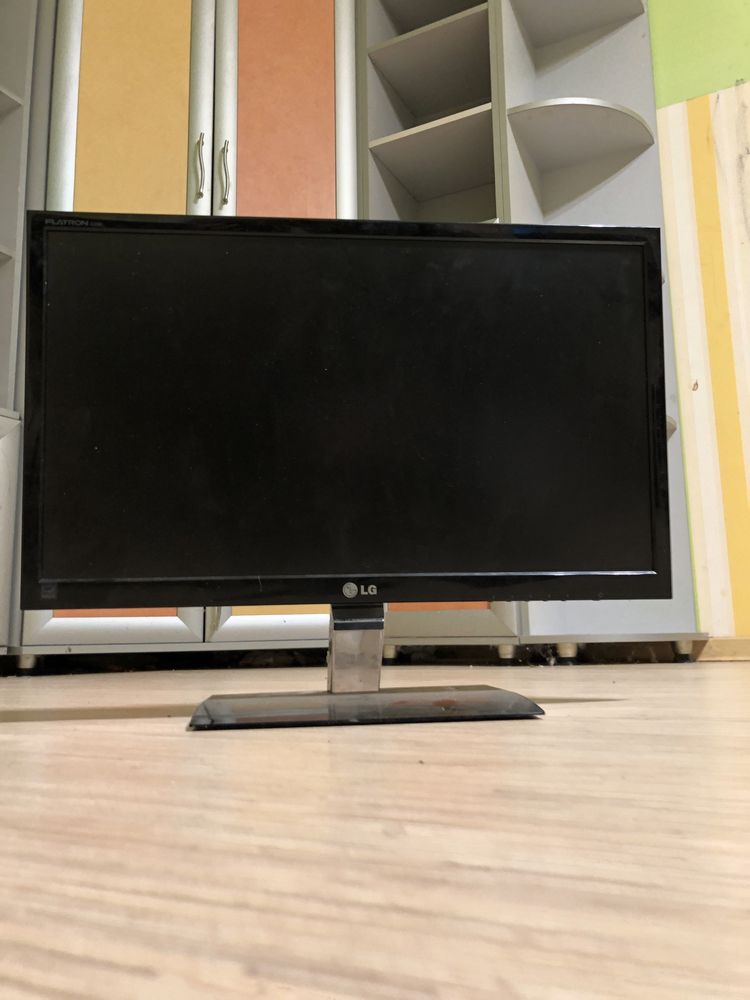 Продам монитор LG FLATRON E2260S-PN в идеальнейшем состоянии