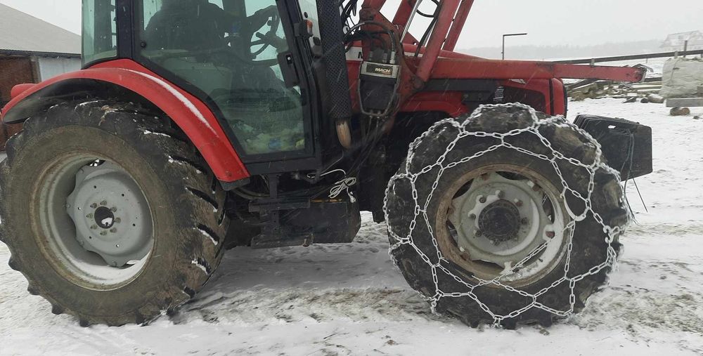 Łańcuchy śniegowe traktor ciągnik Ursus c330 C360 12.4-28  wzmacniane