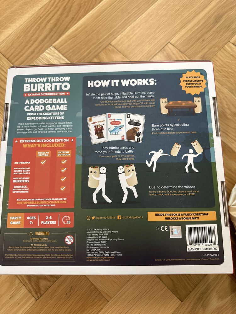 Gra Throw Throw Burrito super śmieszna na zewnątrz