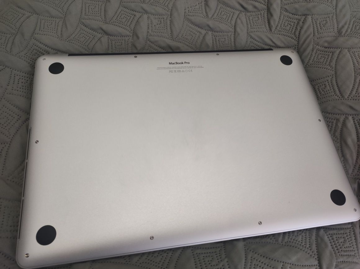 MacBook Pro 15" 2015 Retina | Ram 16 | SSD 256