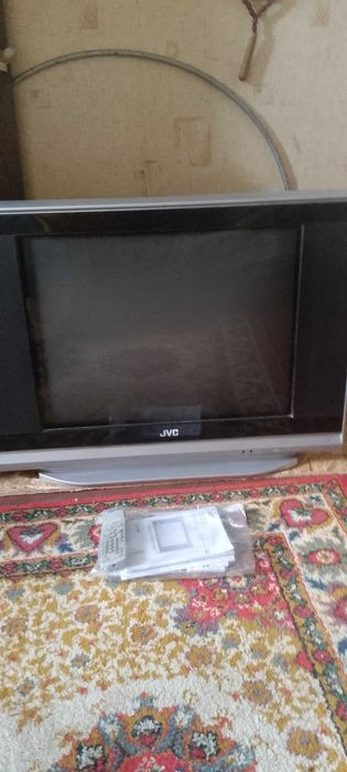 Телевизор JVC б/у