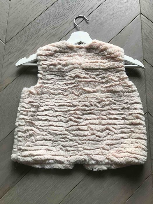 dziewczęca kamizelka w kolorze pódrowy róż 128 cm 7-8 lat