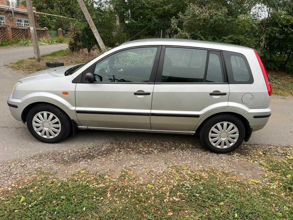 Ford Fusion 2004