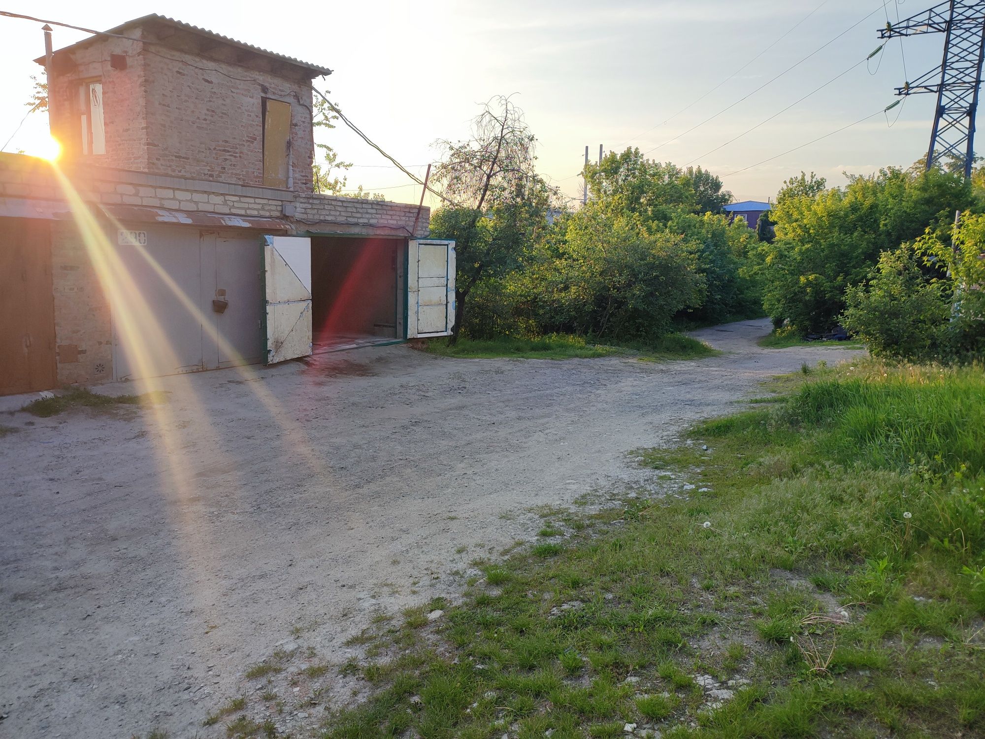 Гараж Склад Помещение место гаражный бокс участок