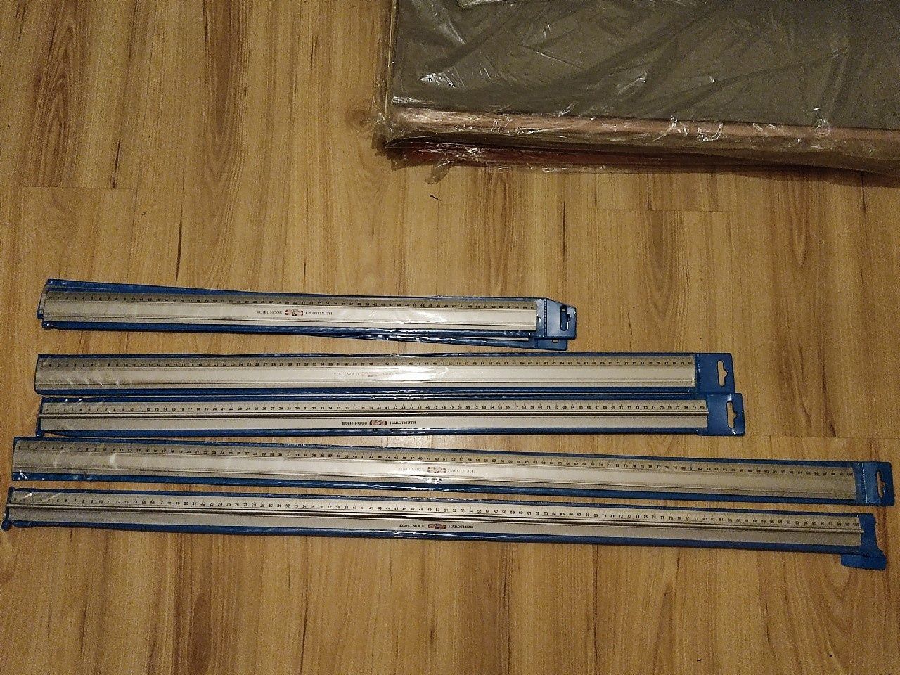 Linijka metalowa 80 cm, z podcięciem, antypoślizgowa, Koh-i-noor
