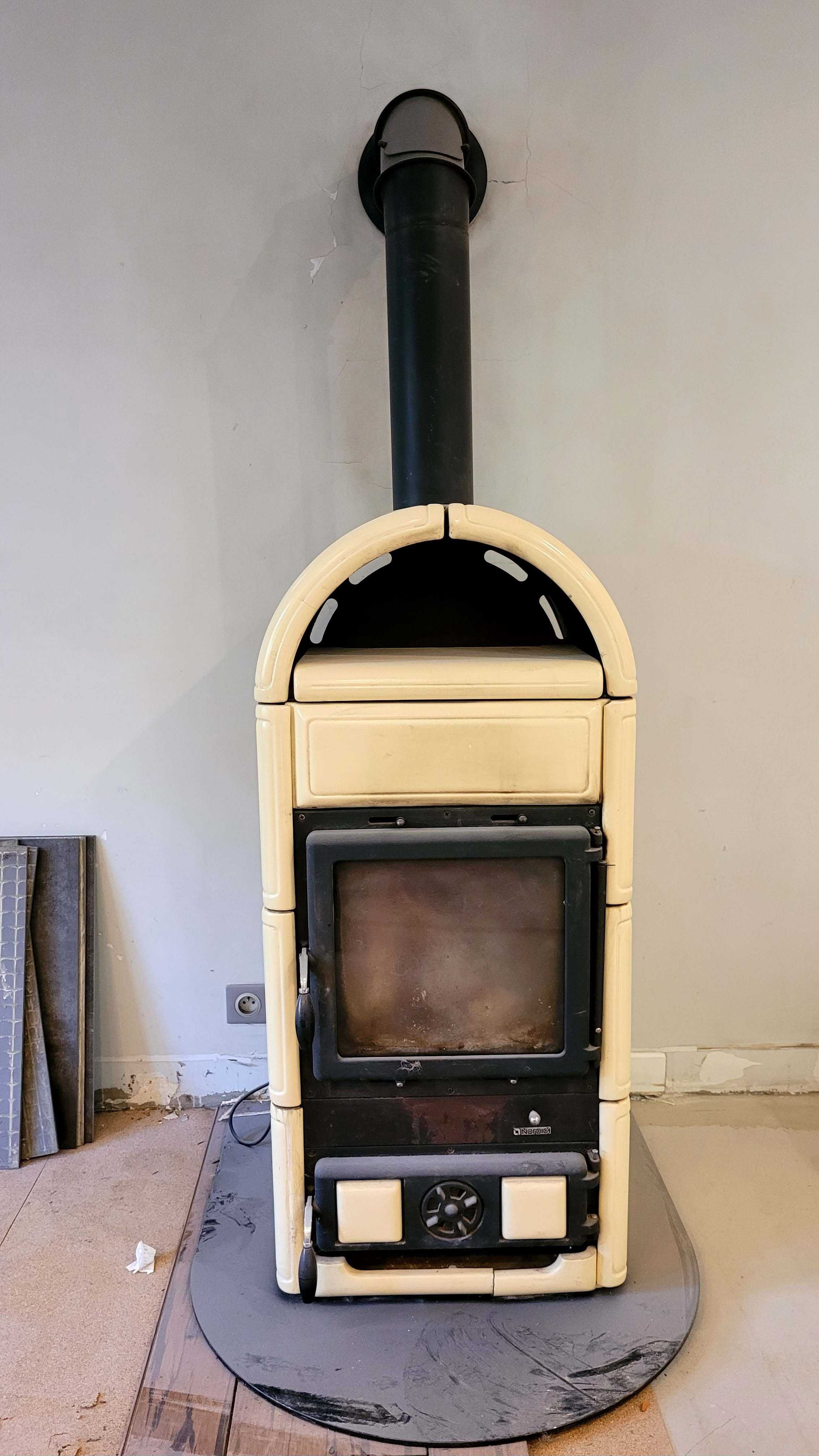 Piec/kominek NORDICA Luna B II