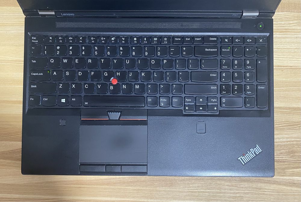 Lenovo Thonkpad P51 | i7 | M1200M | 16 gb | ssd 256 gb | FHD