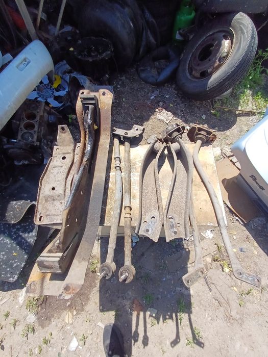 Продам стойки заз1102 таврія,славута