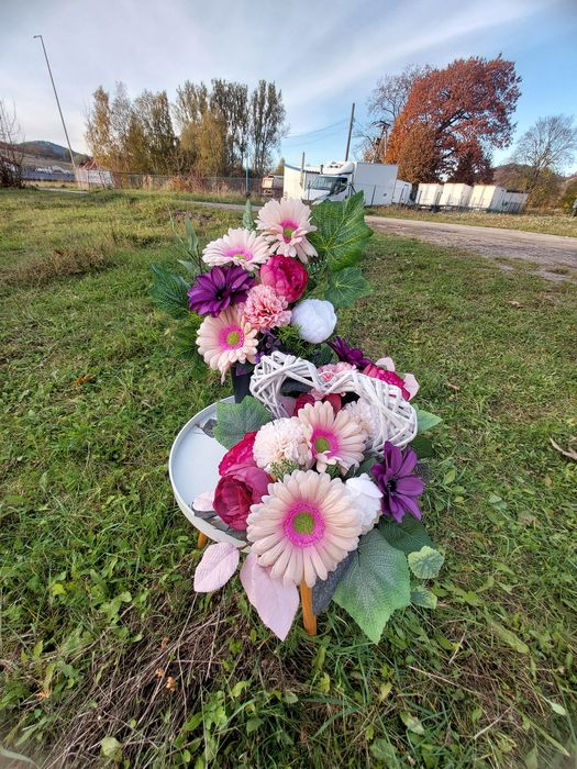 Komplet na pomnik wazon i stroik