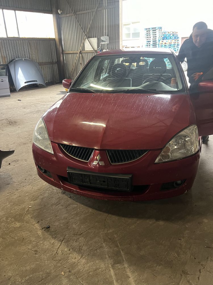 Розбираю Mitsubishi lancer 9 бампер 2003 2007  рік рестайл