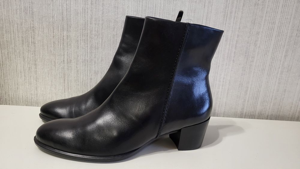 Напівчоботи (черевики) жіночі ecco 38 розмір