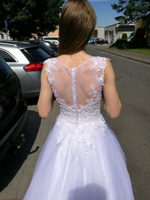 Suknia ślubna księżniczka biel koronka